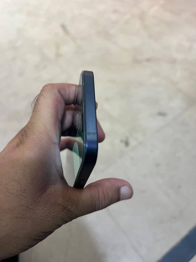 Apple iPhone 12 8