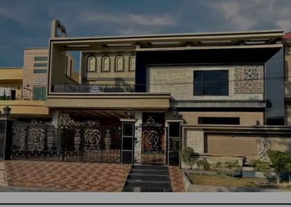 1 KANAL GRAND HOUSE BEAUTIFUL LOCATION