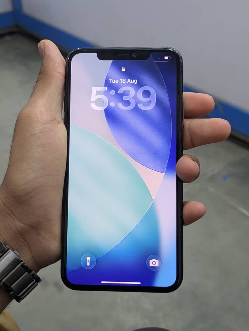 Apple iPhone 11 Pro Max 3