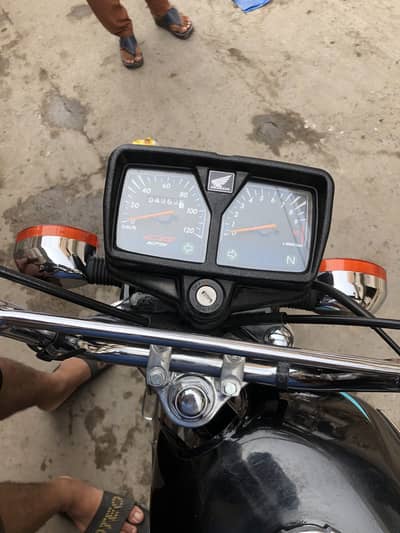 Honda CG 125 2026 Model Black – Excellent Condition