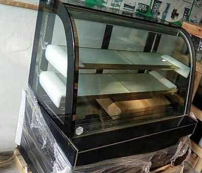 Cake & Food Display Chiller Counter — For Sale