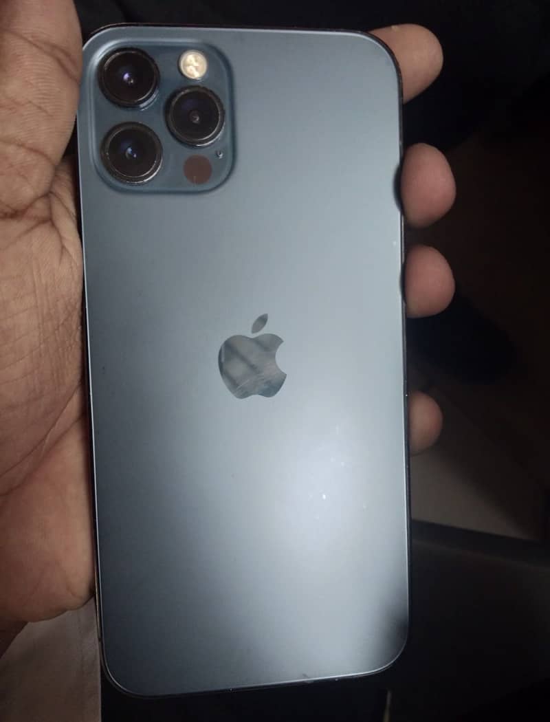 Apple iPhone 12 Pro 1