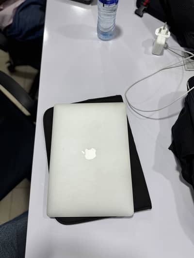 Apple Macbook M1 Air