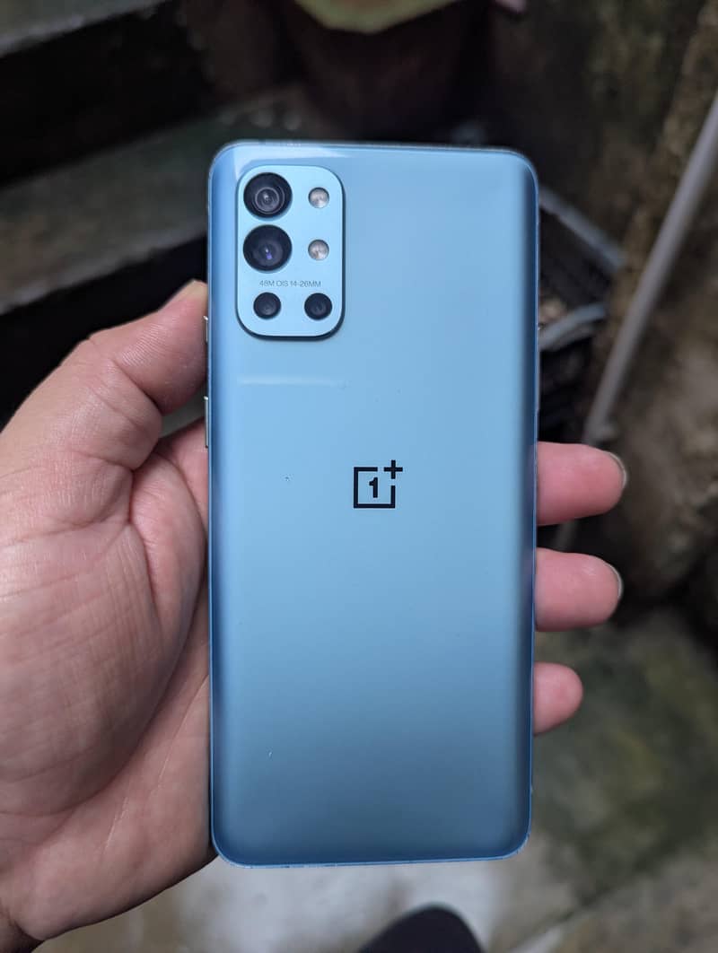 One Plus 9R 0