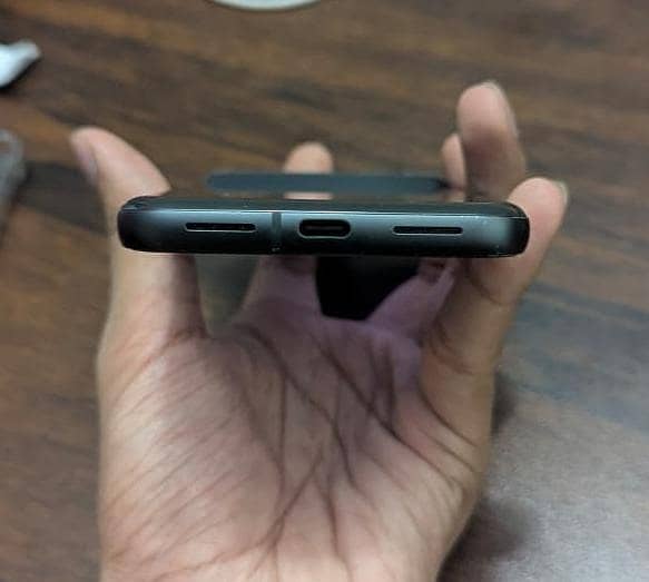 Google Pixel 8 3