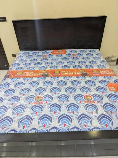 King Size Bed With Durafoam Mattress Only 2 months used