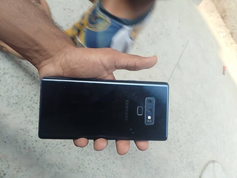 Samsung Mobile Note 9 0