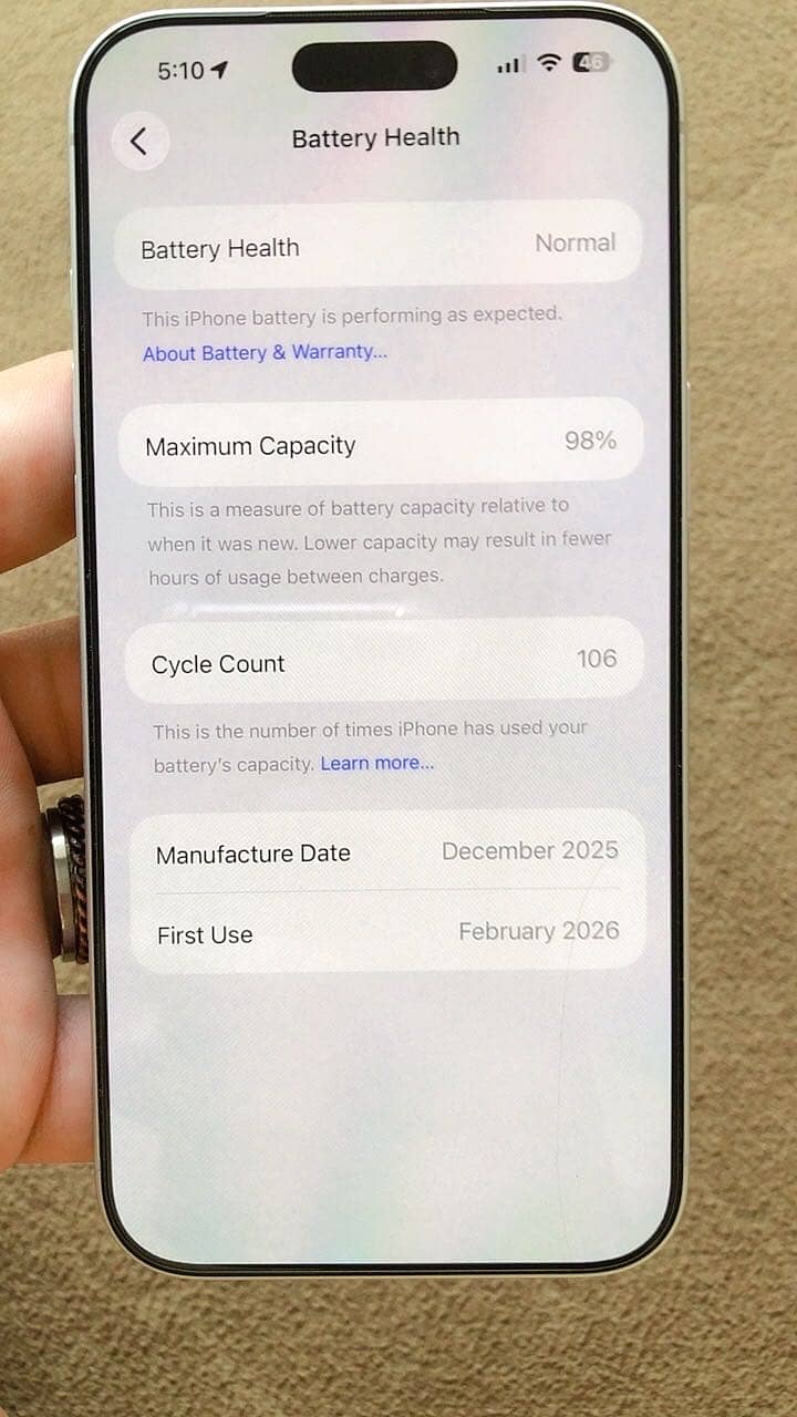 Apple iPhone 17 Pro Max 4