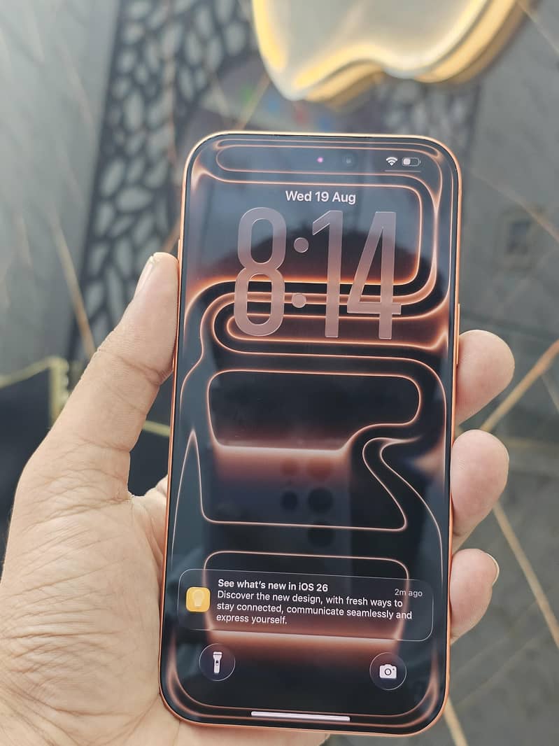 Apple iPhone 17 Pro Max 1