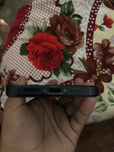Apple iPhone 16 126GB Jv with box