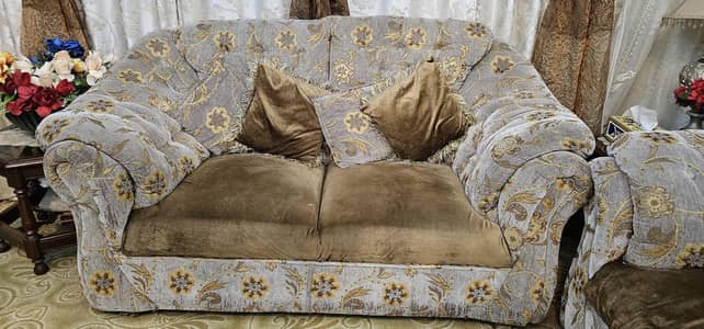Used 6-seater sofa