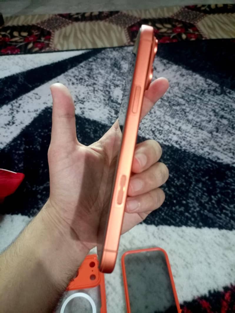 Apple iPhone 17 Pro Max 2
