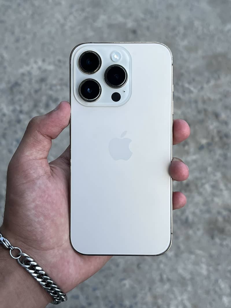 iPhone 14 Pro 3