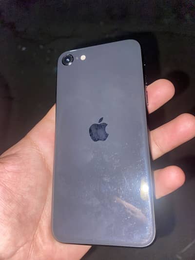 Apple iPhone SE
