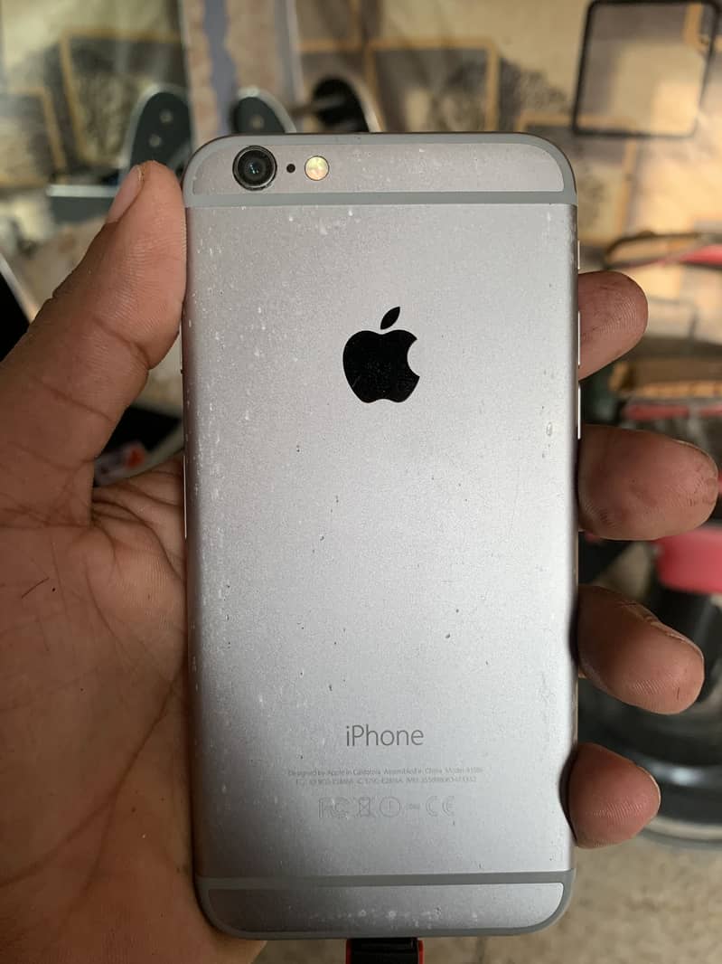 Apple iPhone 6 4