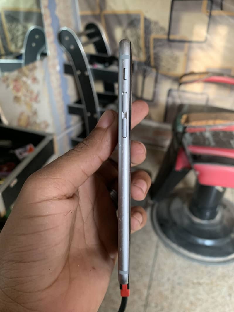 Apple iPhone 6 3