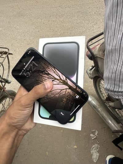 Apple iPhone 14