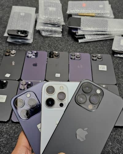 iphone Mix models stock 13,14, 14(pro and max) 15 max