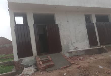 2.5 Marla house few steps from 200ft LDA City road near Ferozepur road gajjumate Lahore