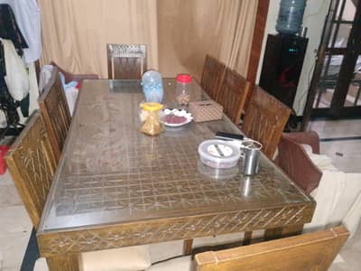 Dinning table with chairs for sale urgent