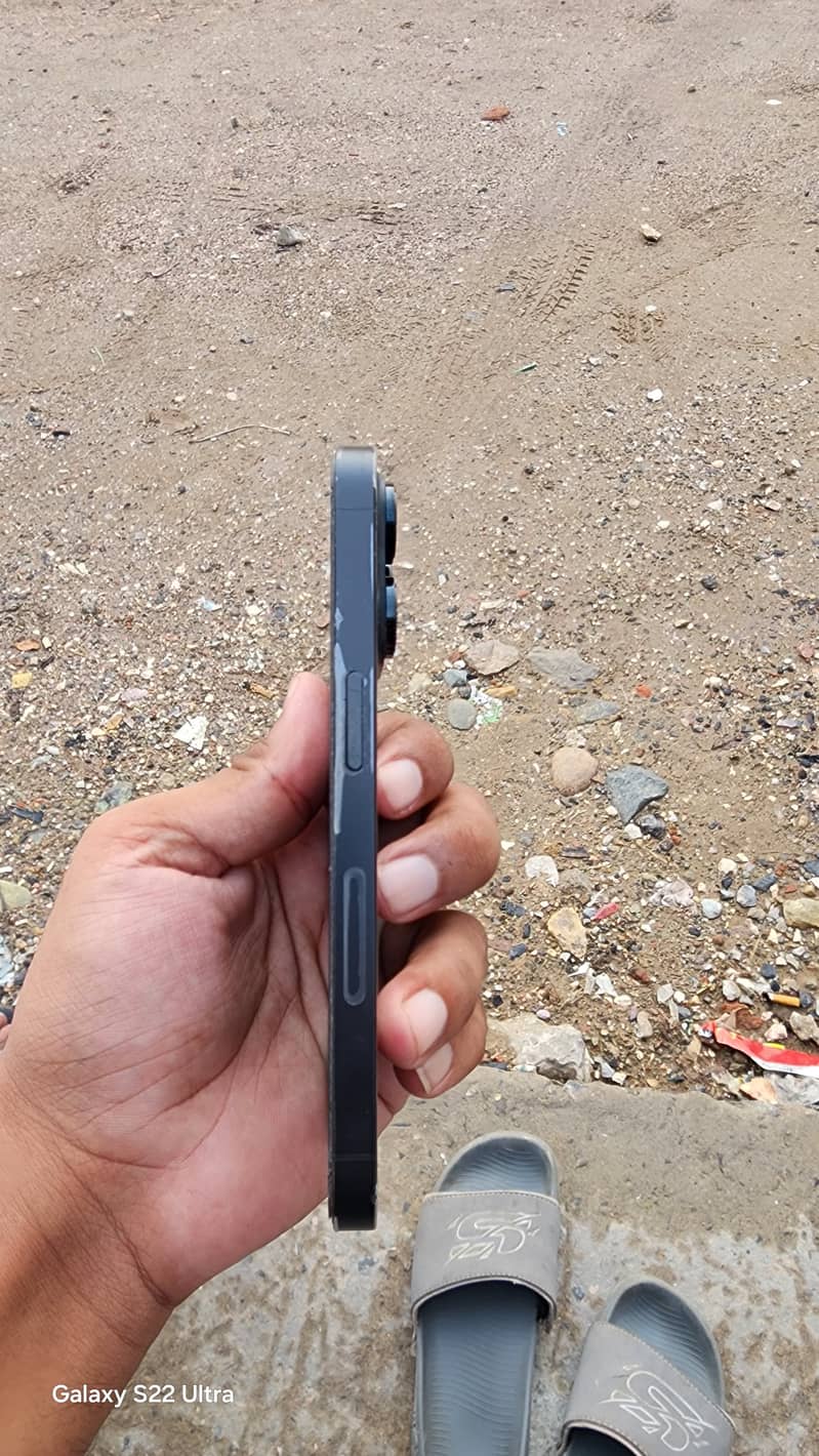 Apple iPhone 14 Pro 1