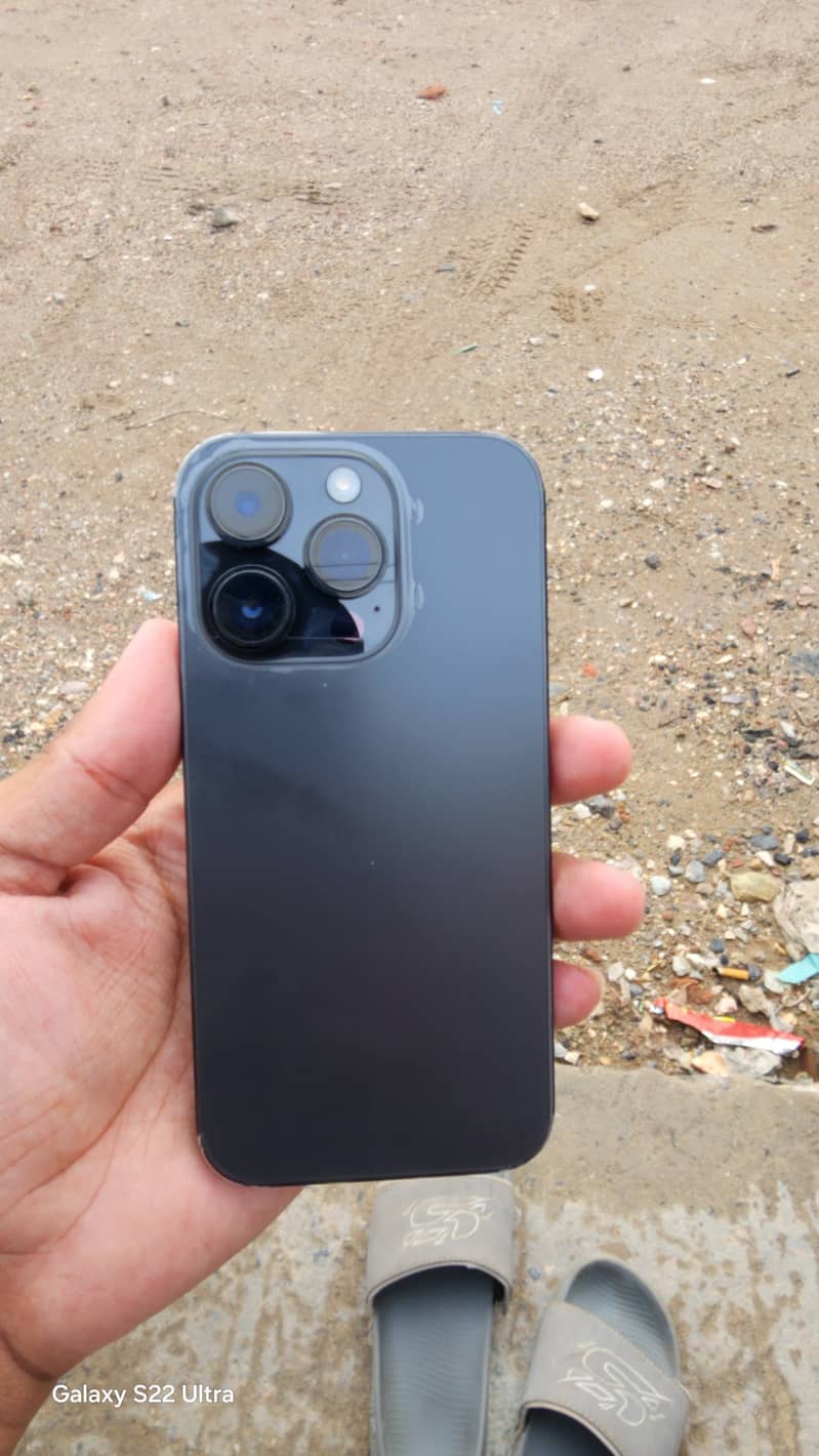 Apple iPhone 14 Pro 3