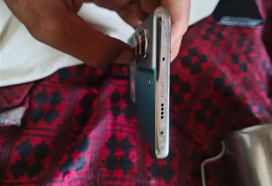 Tecno CAMON 40 Pro   03160419493 رابطہ کرے 2
