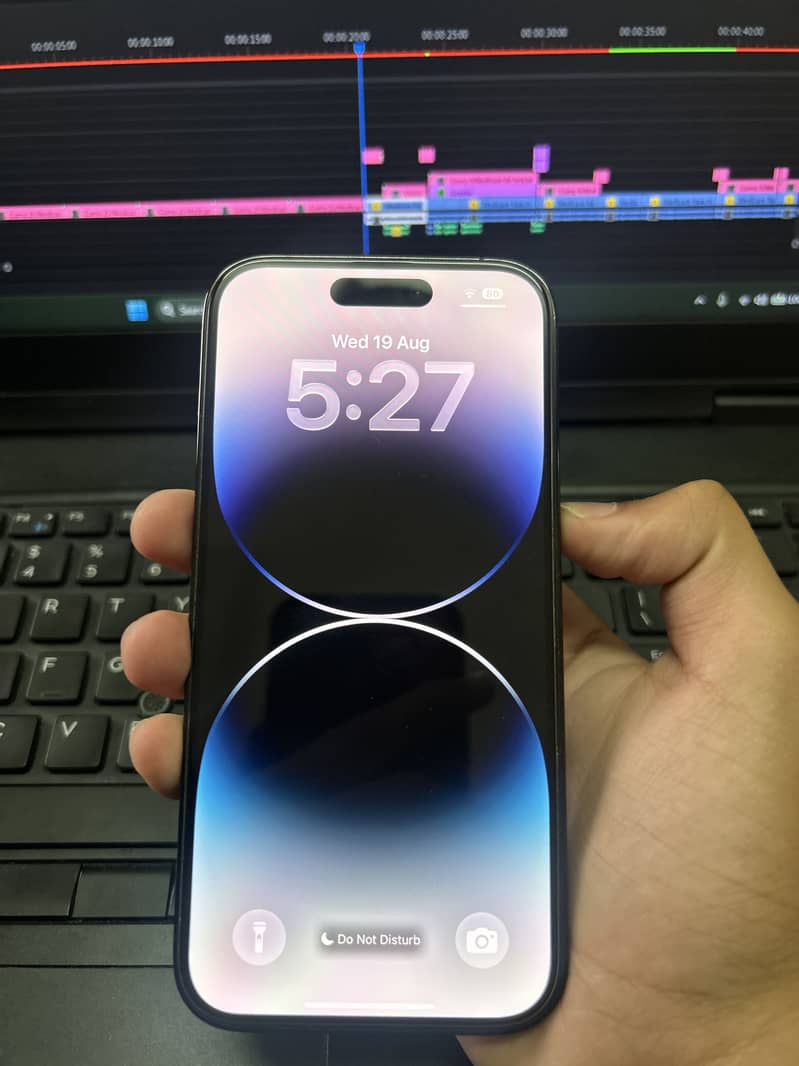 iPhone 14 Pro 4