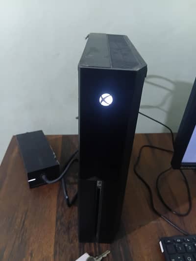 XBOX ONE 500GB USED FOR SALE