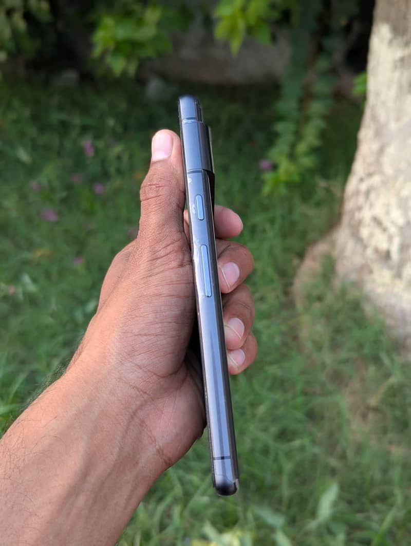 Google Pixel 7 5