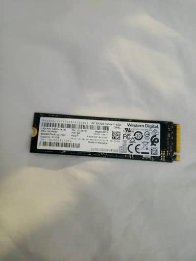 Nvme SSD hard disk 512 GB
