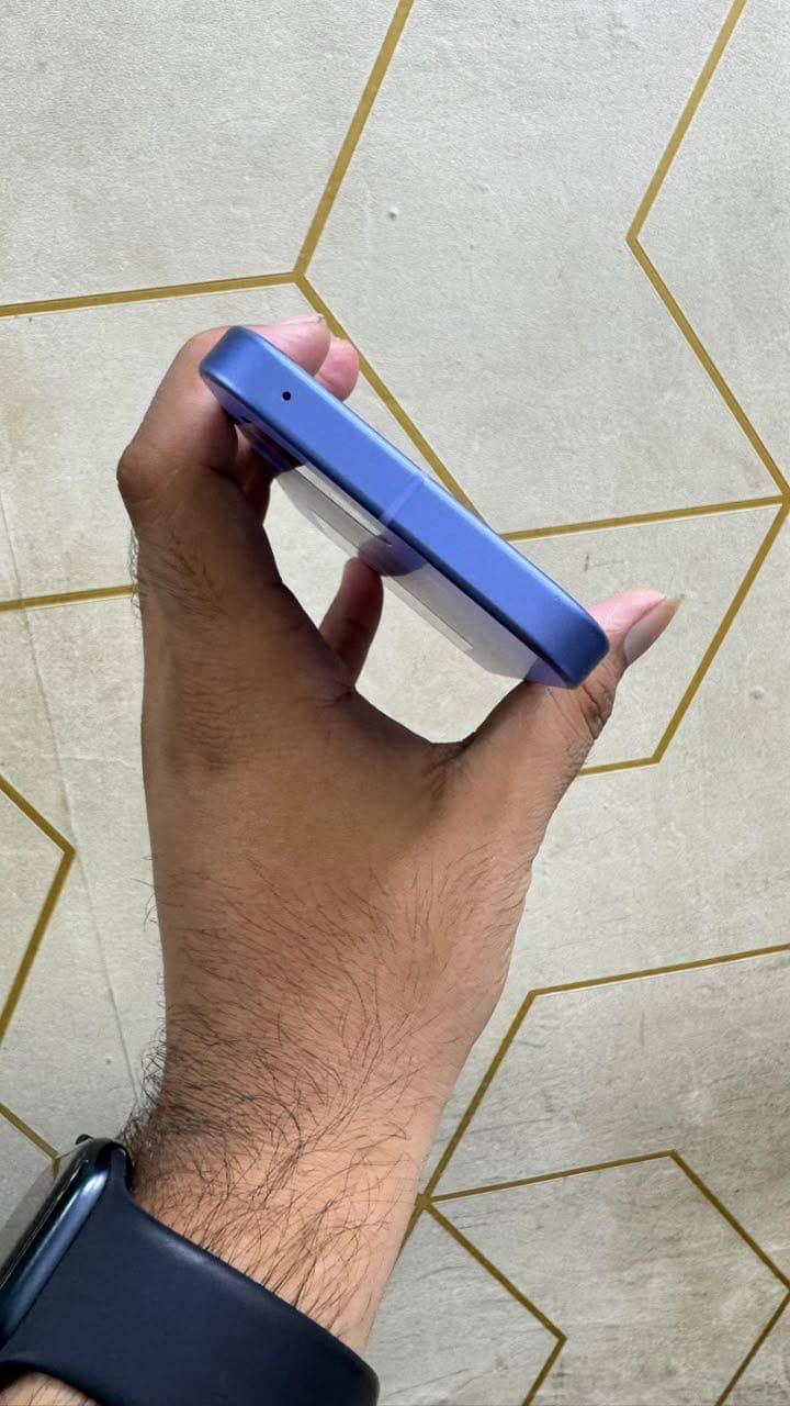 Google Pixel 10A 3