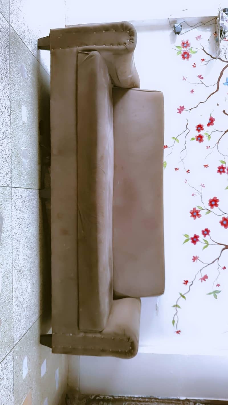 sofa cumbed good condition 1