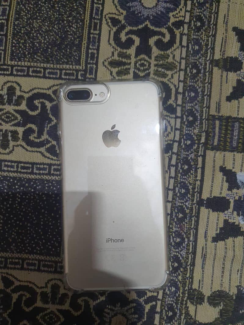 Apple iPhone 7 Plus 1