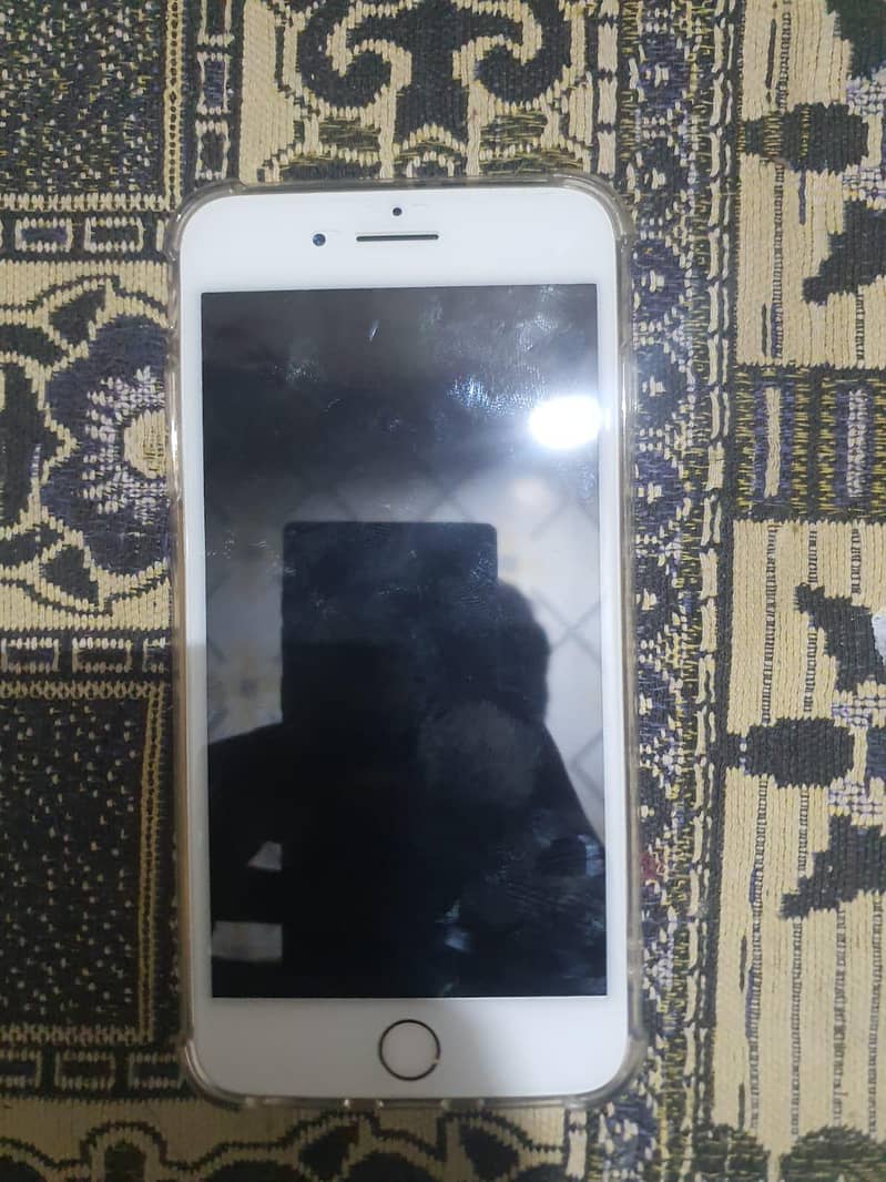 Apple iPhone 7 Plus 4