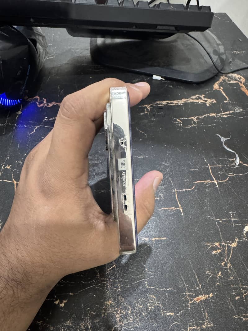 Infinix Note 40 0
