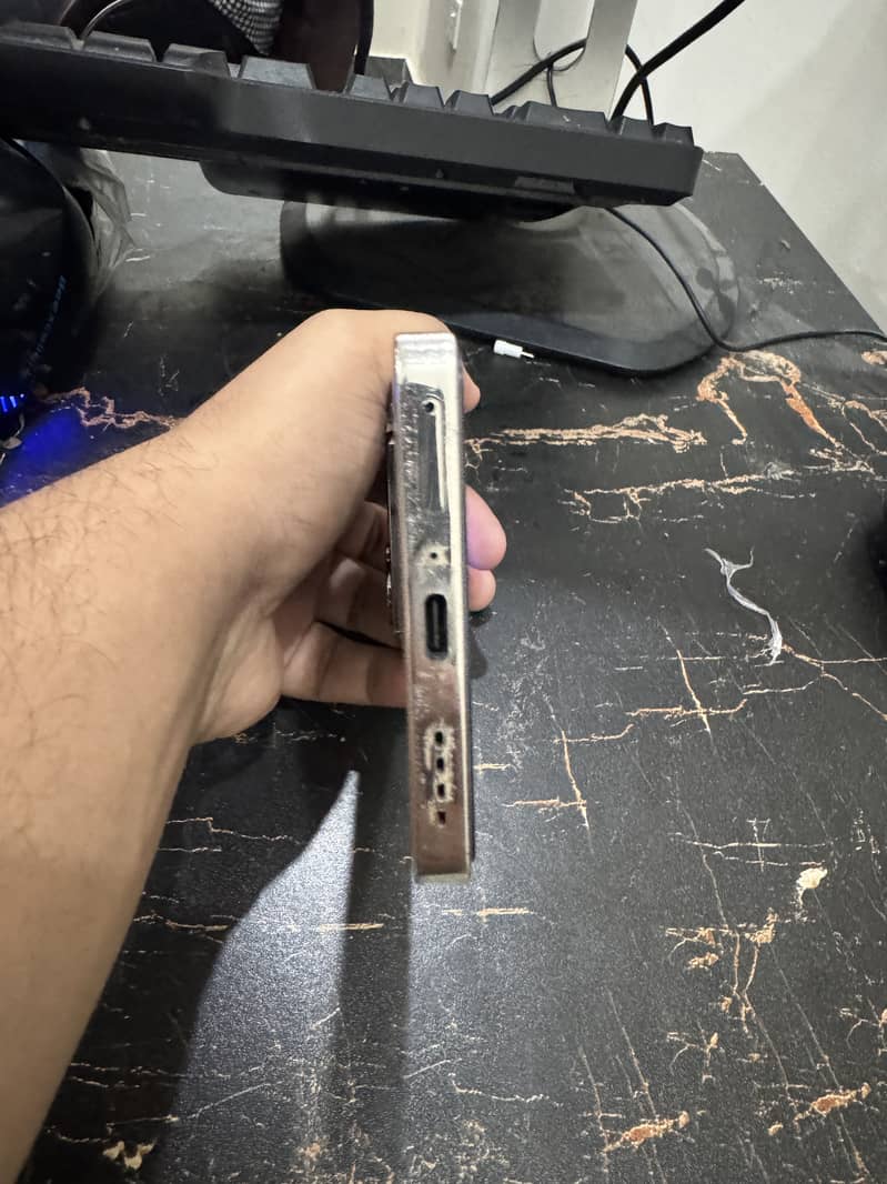 Infinix Note 40 3