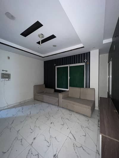 Non furnished 3 Bed apartment available in medical Society