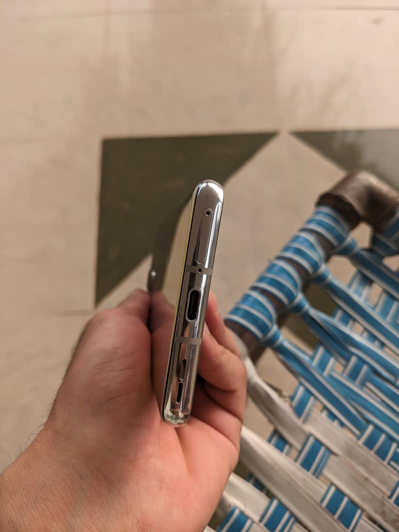 One Plus 8 5