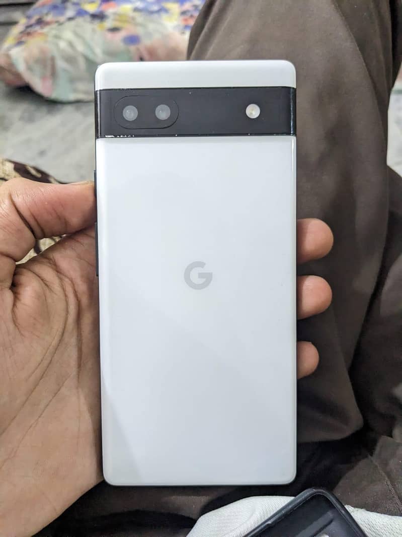 Google Pixel 6a 1