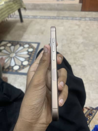 Apple iPhone 16 Pro