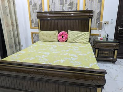 wooden bed for sale