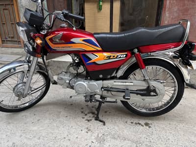 CD 70 2025 model, 8000 km driven