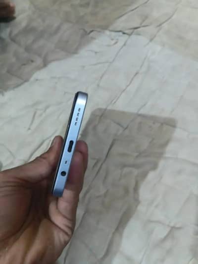 Realme Note 60