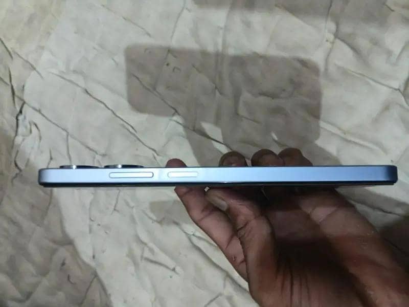Realme Note 60 2