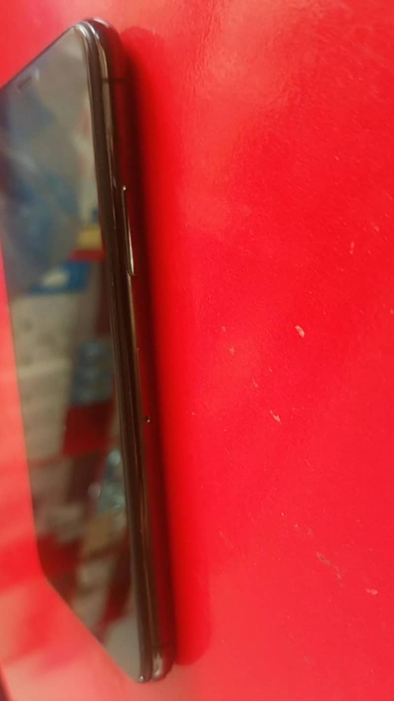 Apple iPhone X 2