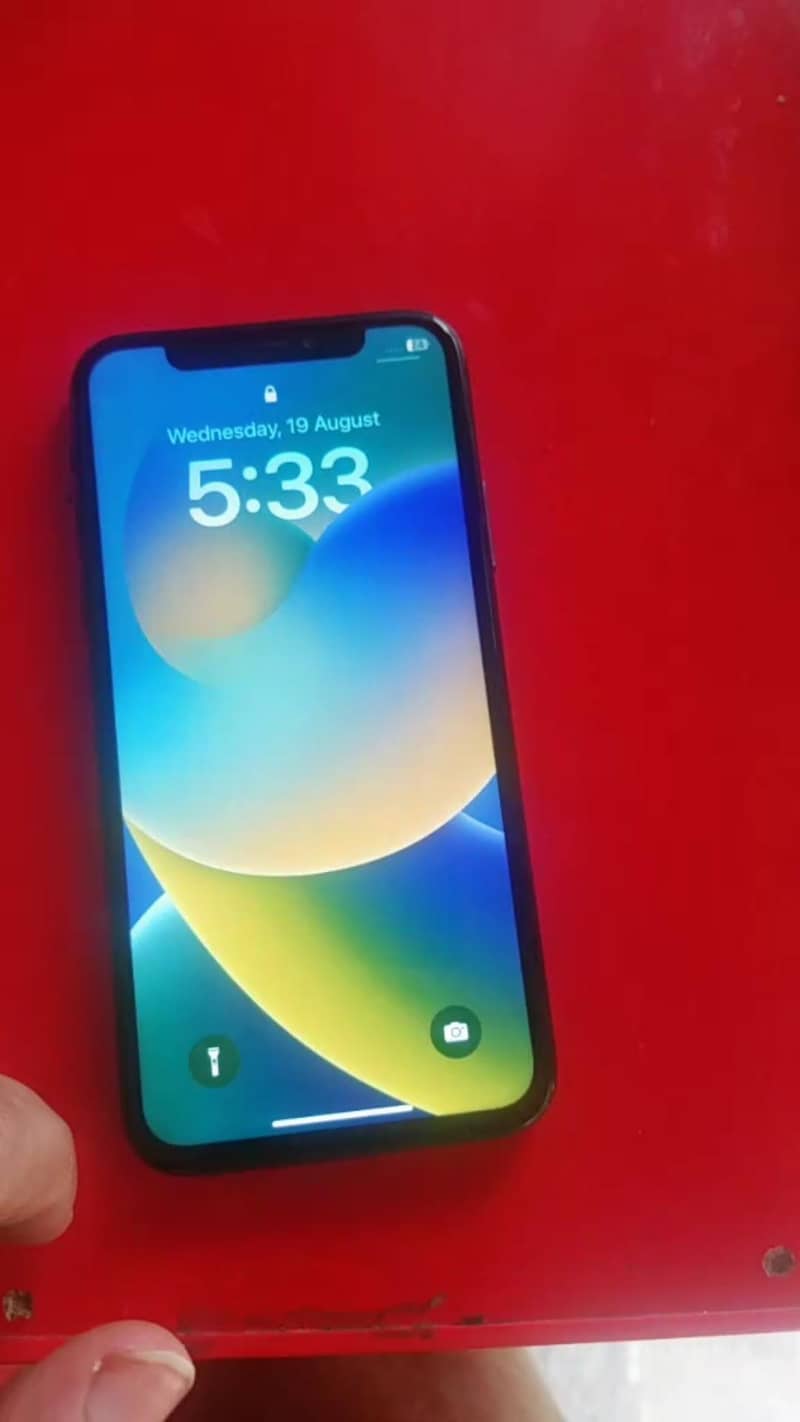 Apple iPhone X 3
