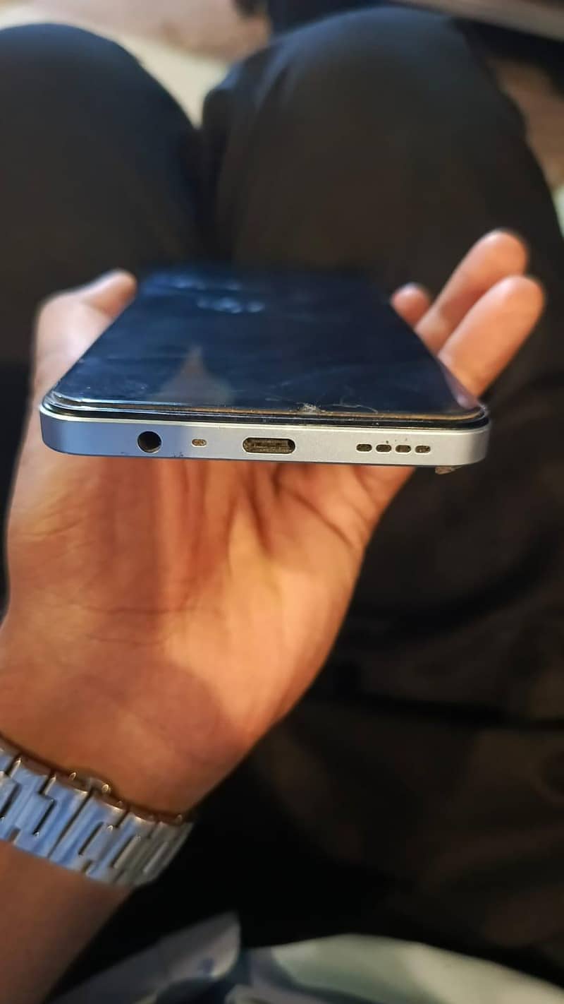 Realme Note 60 5