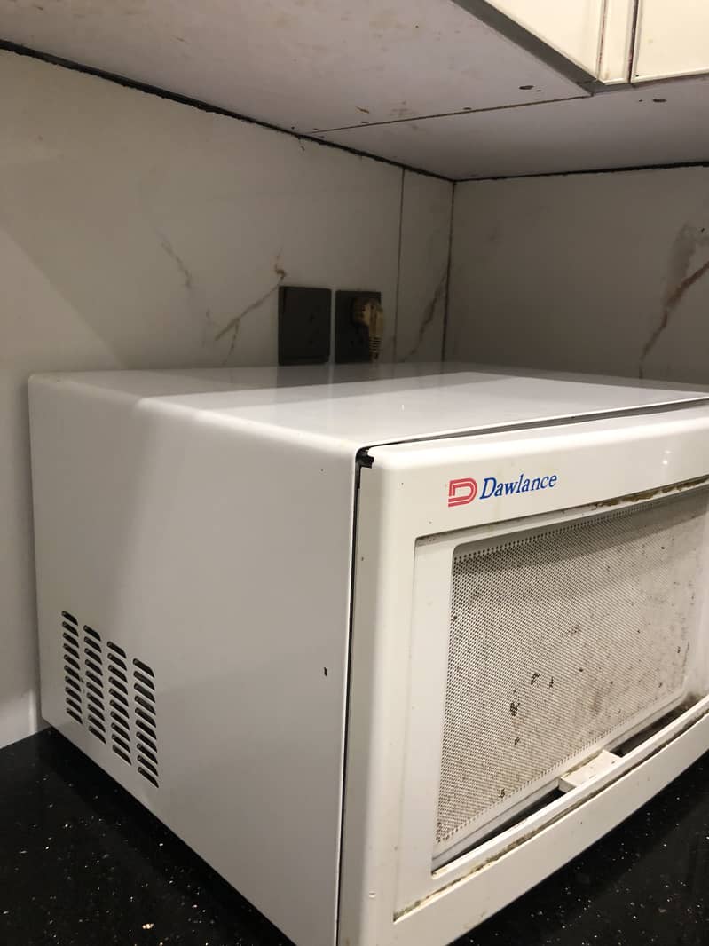 Dawlance Microwave 2