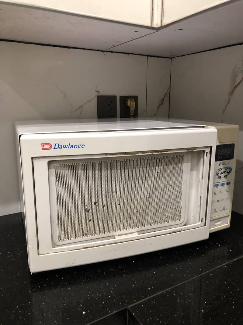 Dawlance Microwave 3